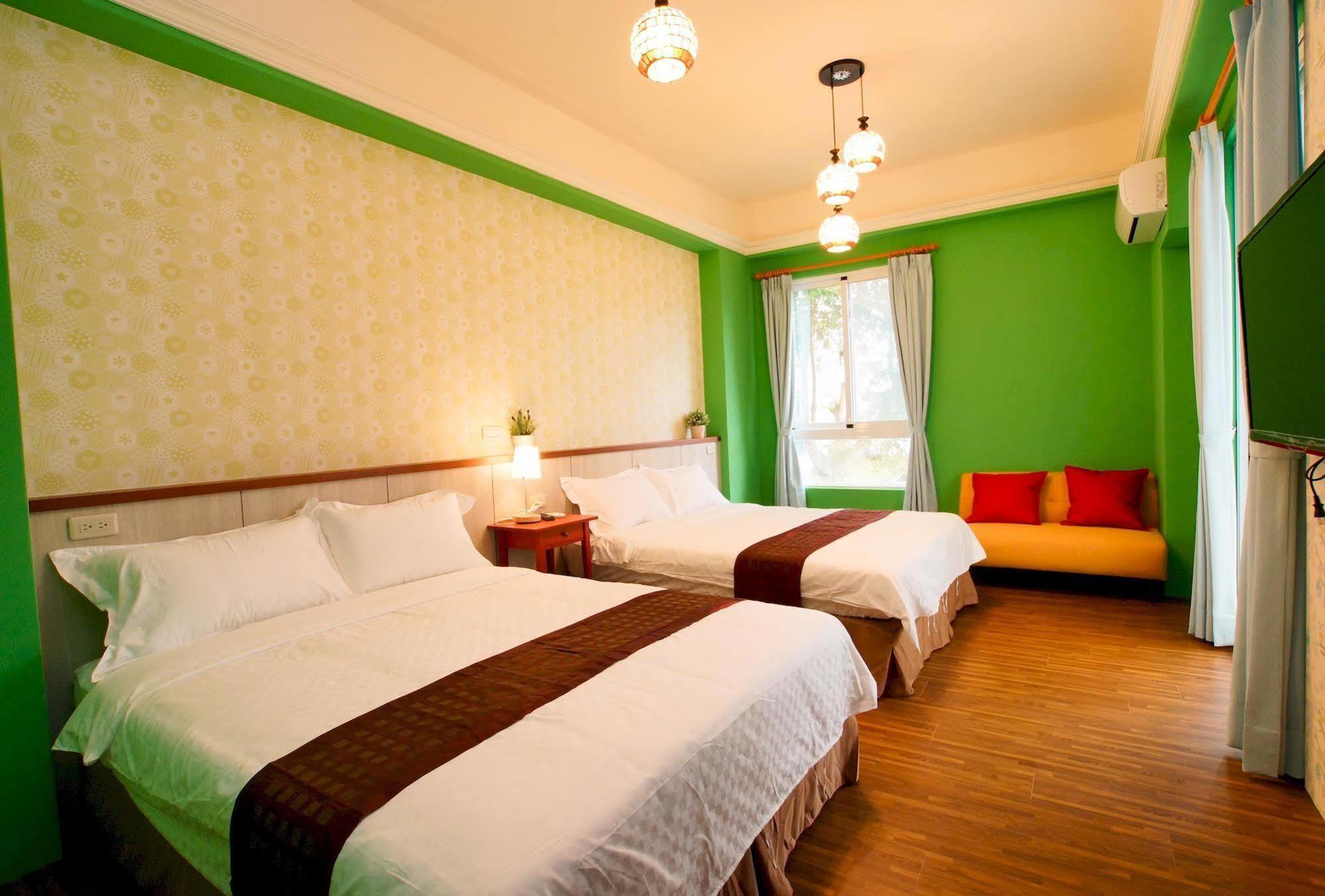 輕旅小站 Soft Travel Hostel T'ai-tung Esterno foto